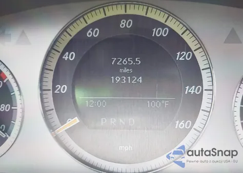 2008 Mercedes-Benz C 300 Luxury/Sport z USA, uszkodzony, nr VIN WDDGF54X38F075078